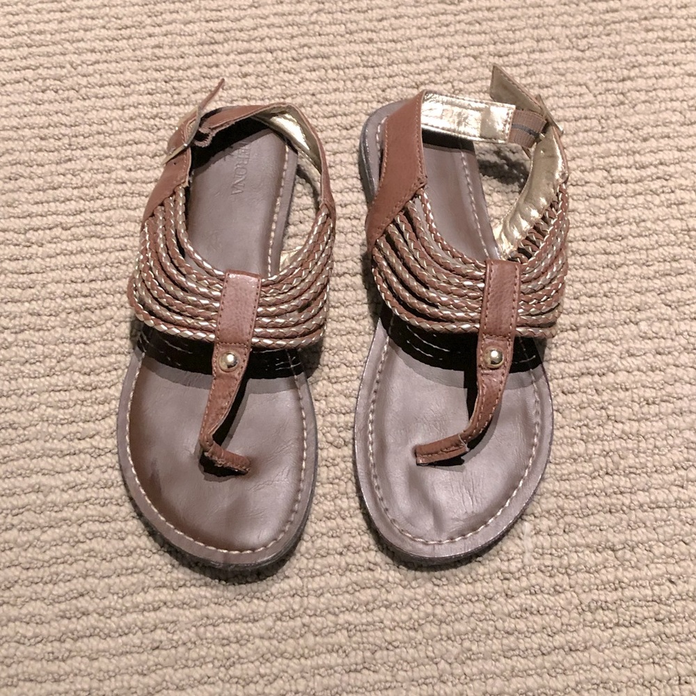 Gold/Brown Sandals